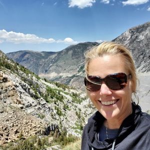 Meet your Posher, Vanessa